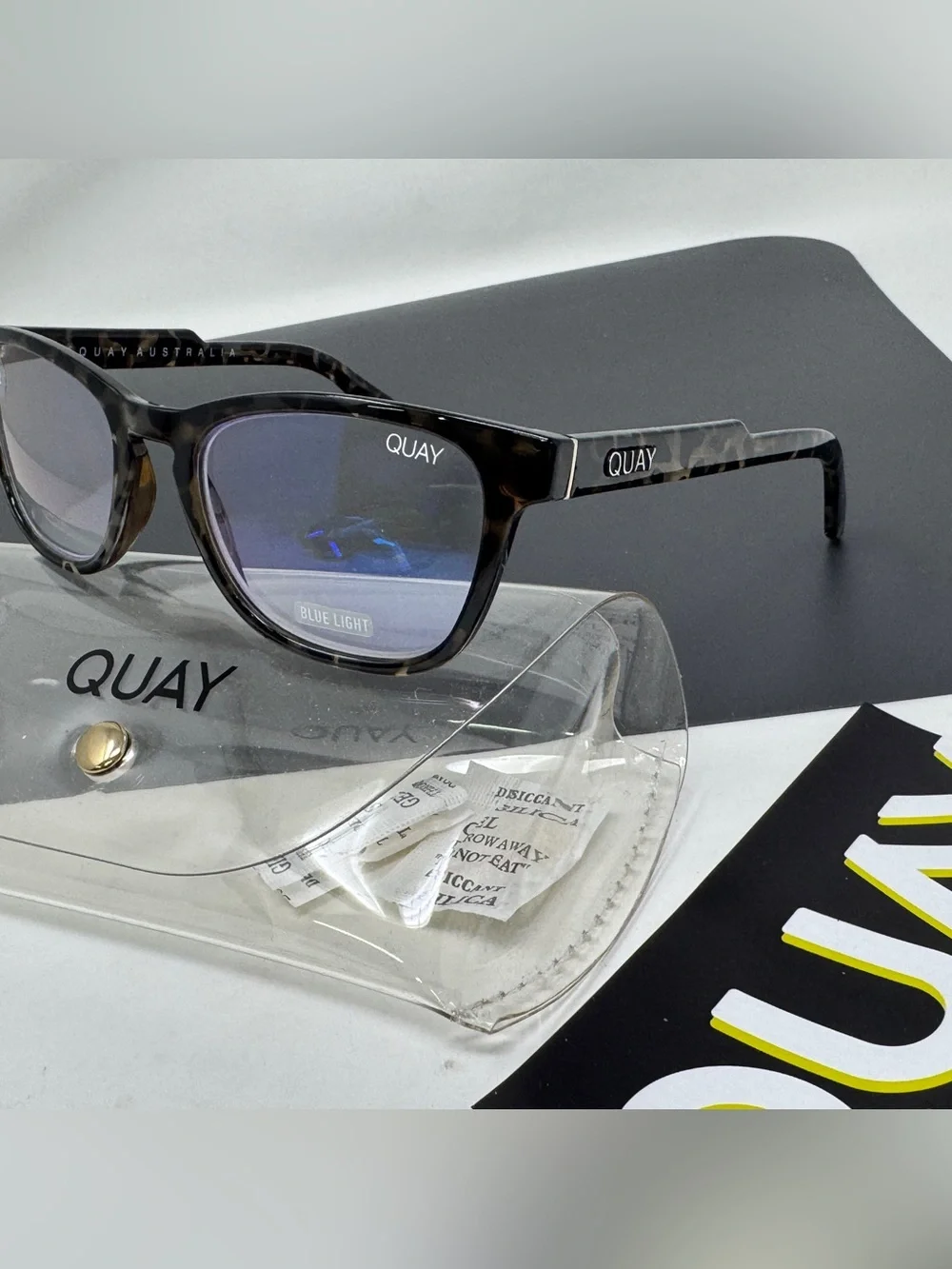 Quay Mini Hardwire Blue Light Glasses reading glasses +2.00 tortoise